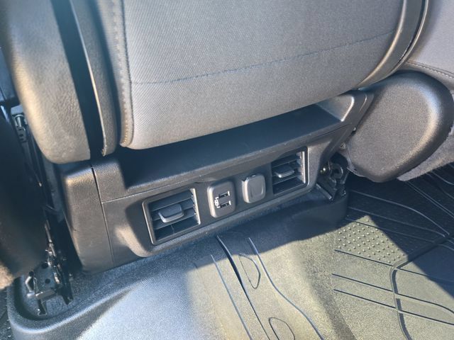 Used 2021 Chevrolet Silverado 1500 RST w/ Bed Protection Package RWD image 20