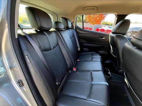 Used 2022 Nissan Leaf SL Plus image 29