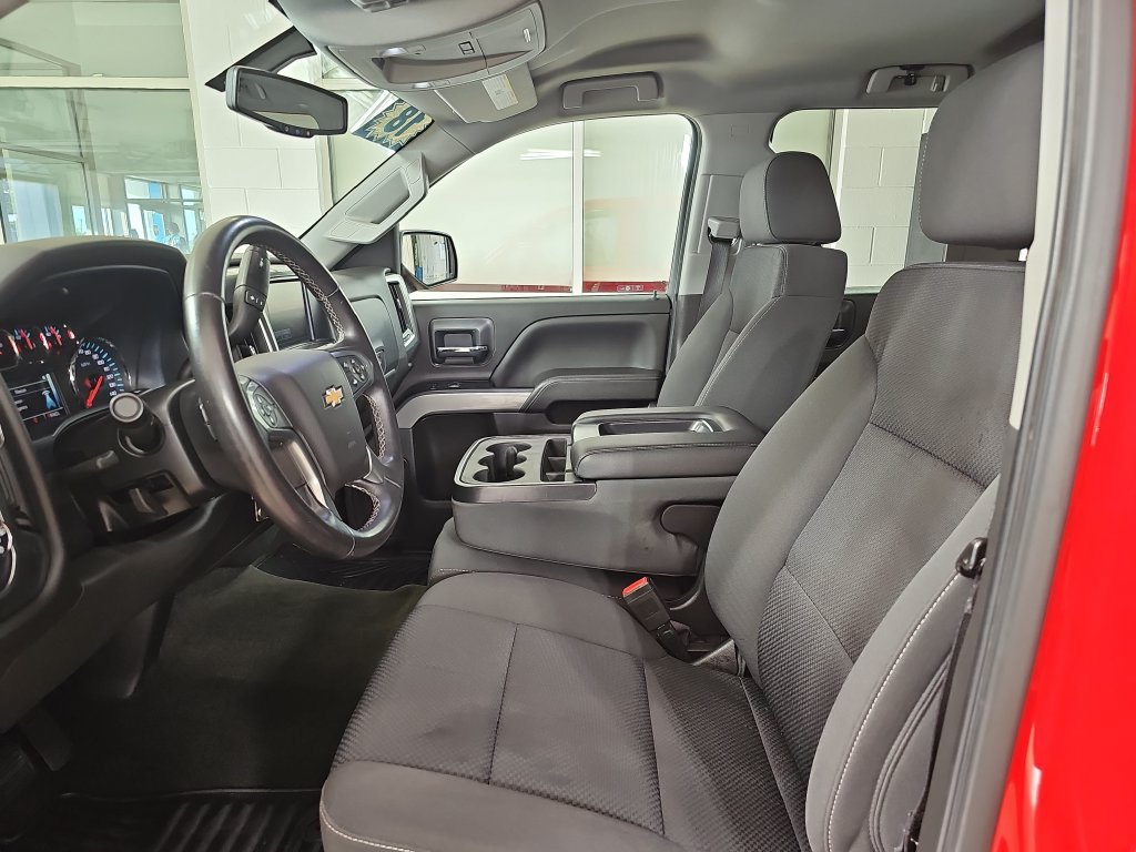 Certified 2018 Chevrolet Silverado 1500 LT w/ All Star Edition AWD/4WD image 18