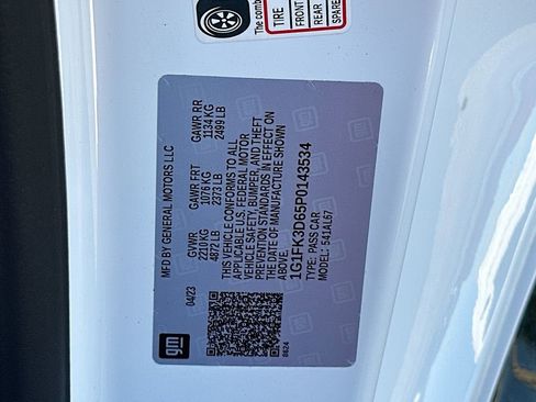 Certified 2023 Chevrolet Camaro ZL1 image 32