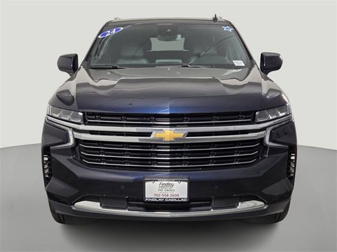 Used 2024 Chevrolet Suburban LT image 5