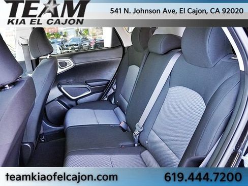 Certified 2023 Kia Soul LX w/ LX Technology Package FWD image 16