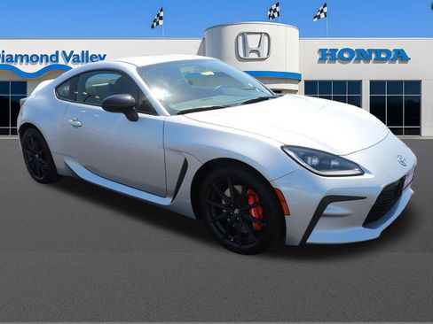 Used 2025 Toyota GR86 Premium w/ Performance Package RWD image 1