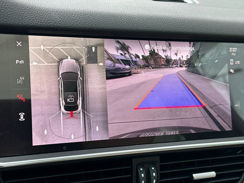 Certified 2022 Porsche Cayenne Platinum Edition image 20