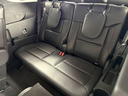Certified 2025 Ford Explorer ST-Line w/ Premium Package RWD image 19