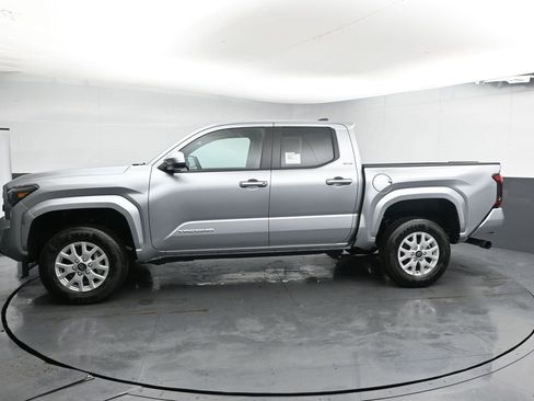 New 2026 Toyota Tacoma SR5 image 5