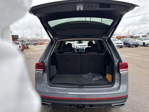 New 2026 Volkswagen Atlas SEL image 19