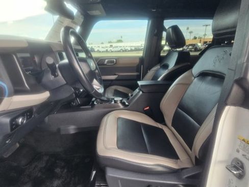 Certified 2023 Ford Bronco Wildtrak image 11