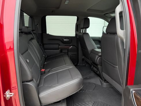 Used 2021 GMC Sierra 1500 SLT AWD/4WD image 12