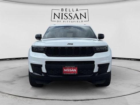 Used 2023 Jeep Grand Cherokee L Laredo AWD/4WD image 8