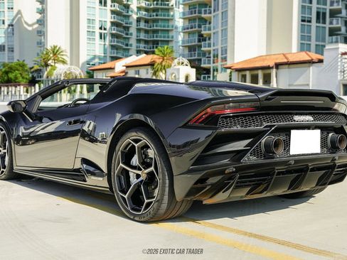 Used 2020 Lamborghini Huracan EVO AWD/4WD image 6