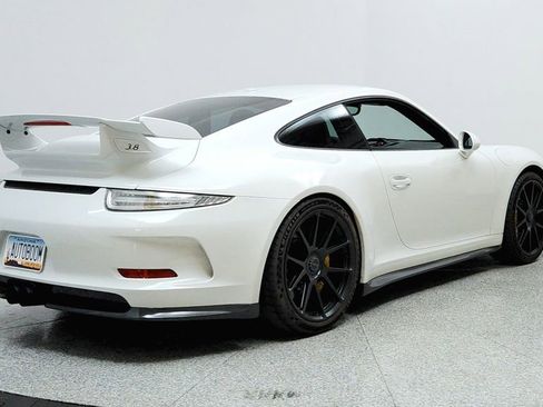Used 2014 Porsche 911 GT3 image 5