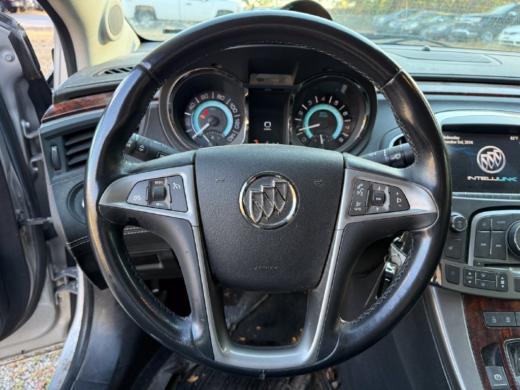 Used 2012 Buick LaCrosse Premium FWD image 13