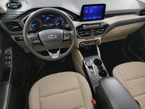 Certified 2022 Ford Escape SE w/ Cold Weather Package FWD image 30
