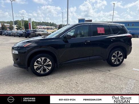 Certified 2023 Nissan Rogue SV FWD image 2