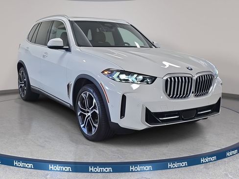 Used 2025 BMW X5 xDrive40i image 4
