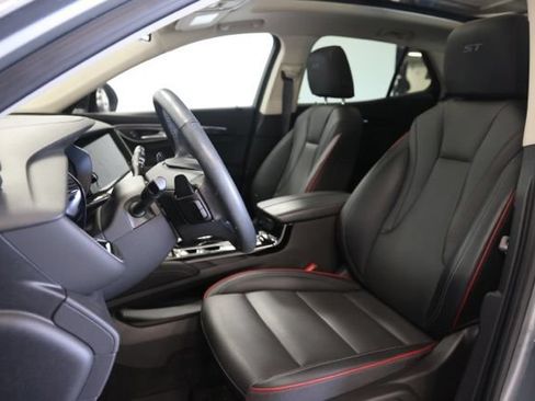 Used 2023 Buick Envision Essence w/ Sport Touring Package AWD/4WD image 19