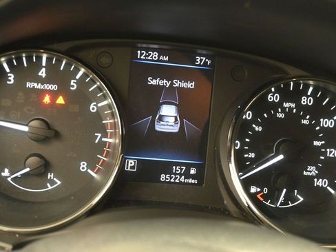 Used 2018 Nissan Rogue S image 8