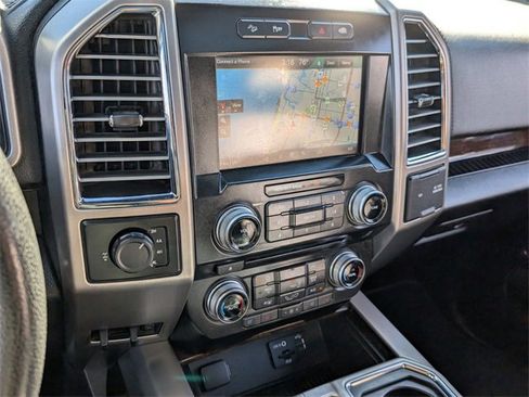 Used 2015 Ford F150 Platinum w/ Equipment Group 701A Luxury image 25