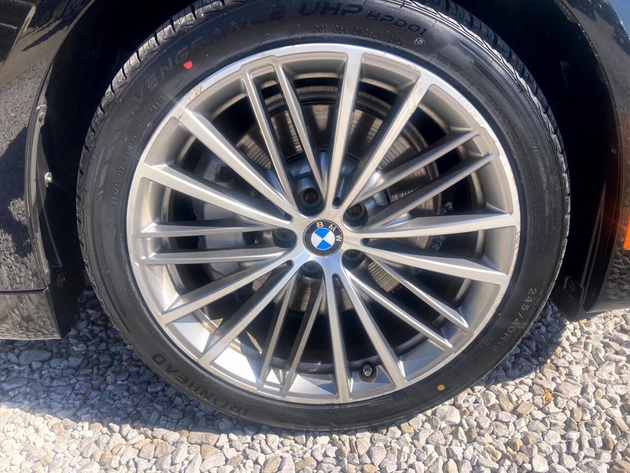 Used 2018 BMW 530i xDrive AWD/4WD image 25