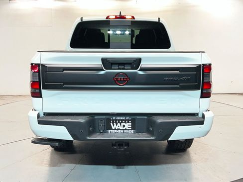 New 2026 Nissan Frontier PRO-4X w/ Tow Package AWD/4WD image 4