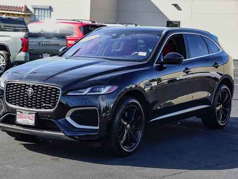 Used 2021 Jaguar F-PACE R-Dynamic S image 3