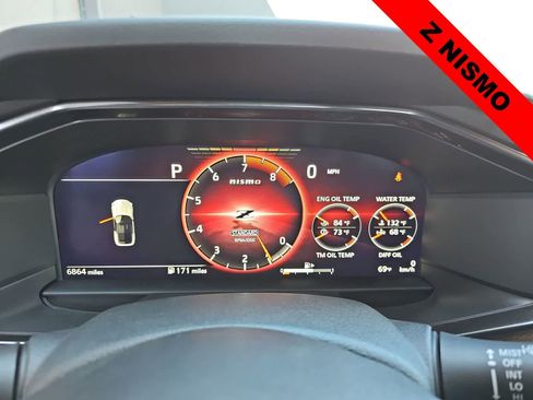 Used 2025 Nissan Z NISMO w/ Floor Mat Package RWD image 20