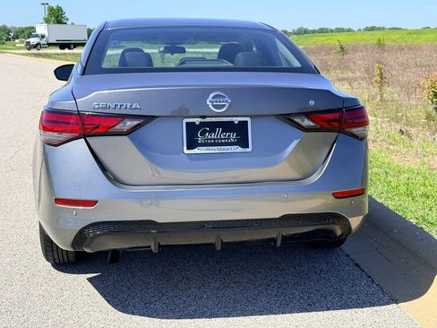 Used 2020 Nissan Sentra S w/ Trunk Package FWD image 13