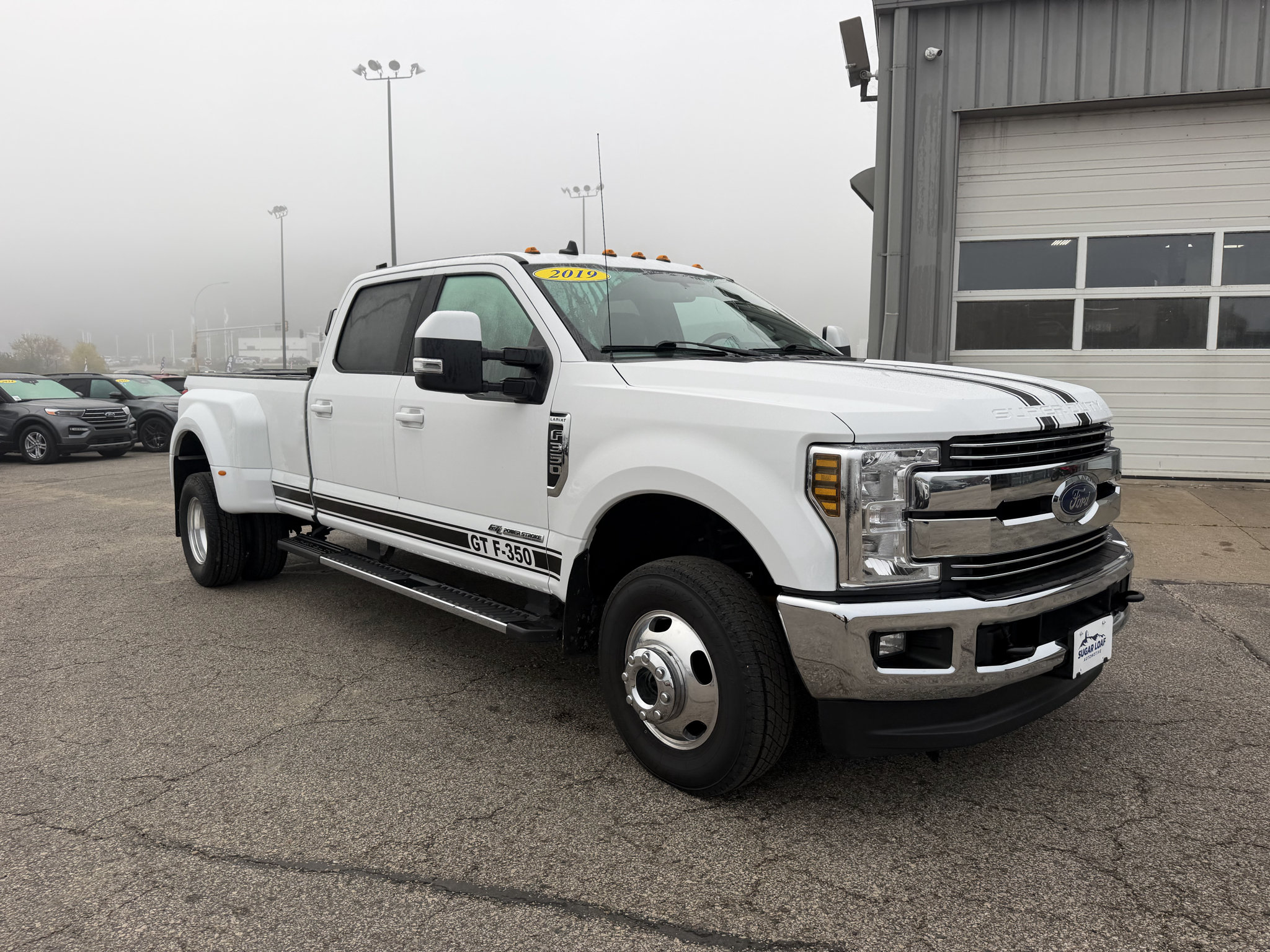Used 2019 Ford F350 Lariat w/ Lariat Value Package AWD/4WD image 3