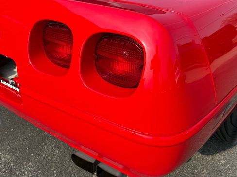 Used 1996 Chevrolet Corvette Convertible RWD image 18