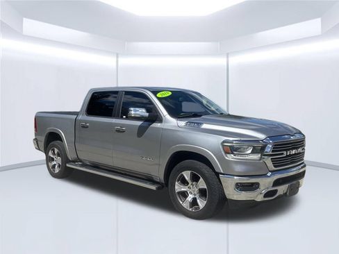 Used 2019 RAM 1500 Laramie AWD/4WD image 4