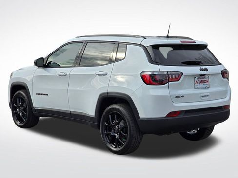 New 2026 Jeep Compass Latitude AWD/4WD image 17