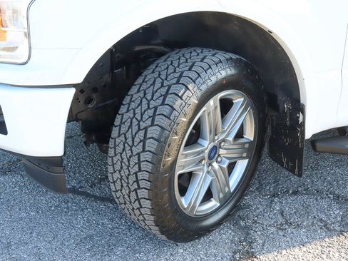 Used 2018 Ford F150 XLT w/ Equipment Group 302A Luxury AWD/4WD image 14