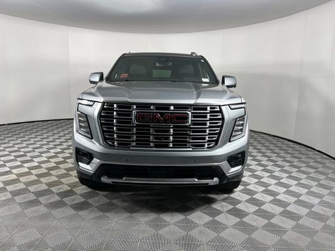 Used 2025 GMC Yukon Denali image 11