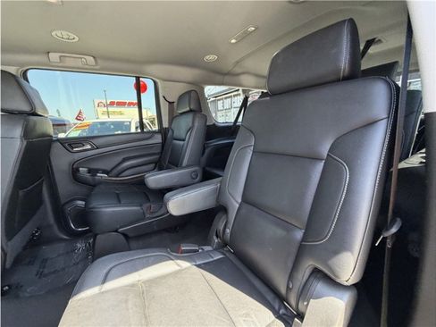 Used 2020 Chevrolet Suburban LT w/ Max Trailering Package RWD image 24