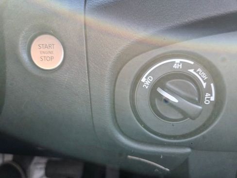 Used 2022 Nissan Frontier PRO-4X w/ Pro-4X Premium Package AWD/4WD image 24
