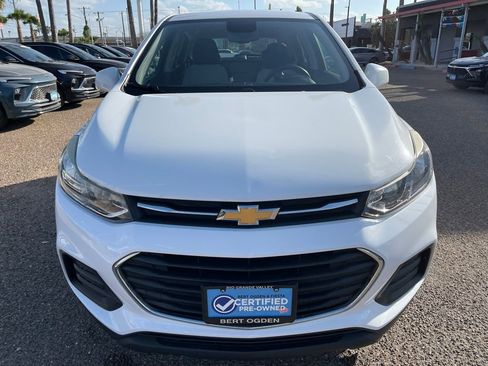 Used 2019 Chevrolet Trax LS image 2
