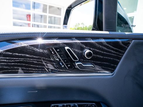 Used 2026 Cadillac Escalade IQ Sport 1 w/ LPO, Floor Liner Package AWD/4WD image 28
