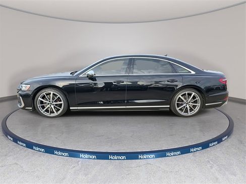 Used 2023 Audi S8 w/ S8 Comfort Plus Package image 9