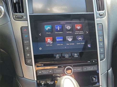 Used 2015 INFINITI Q50 Premium image 10