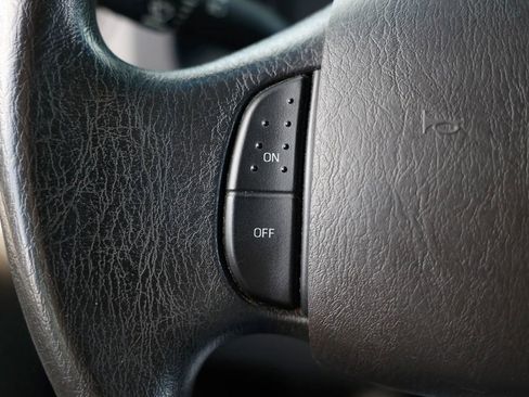 Used 2014 Ford E-350 and Econoline 350 XLT image 23