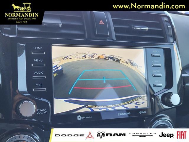 Used 2024 Toyota 4Runner TRD Off-Road Premium AWD/4WD image 10