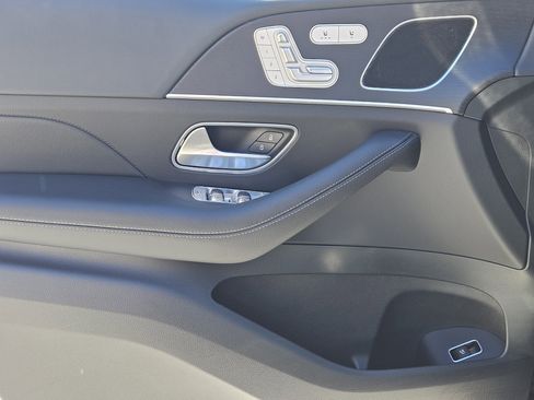 Certified 2025 Mercedes-Benz GLE 350 4MATIC image 24