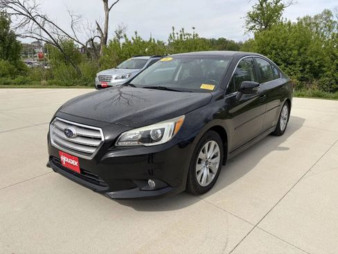 Used 2016 Subaru Legacy 2.5i Premium AWD/4WD image 3