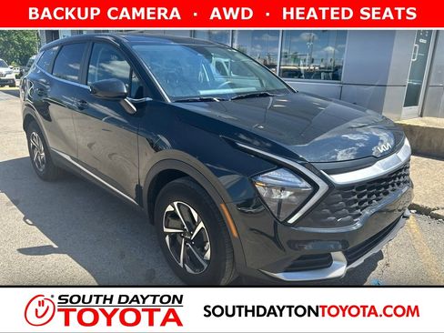 Used 2023 Kia Sportage LX AWD/4WD image 1