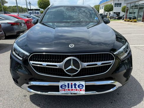 Used 2023 Mercedes-Benz GLC 300 4MATIC image 2