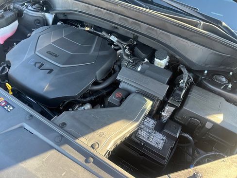 Used 2022 Kia Telluride SX w/ SX Prestige Package image 32