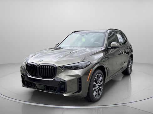New 2026 BMW X5 xDrive50e w/ M Sport Package image 2