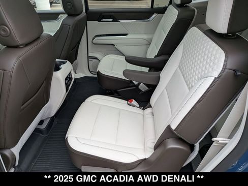 Used 2025 GMC Acadia Denali w/ Super Cruise Package AWD/4WD image 3