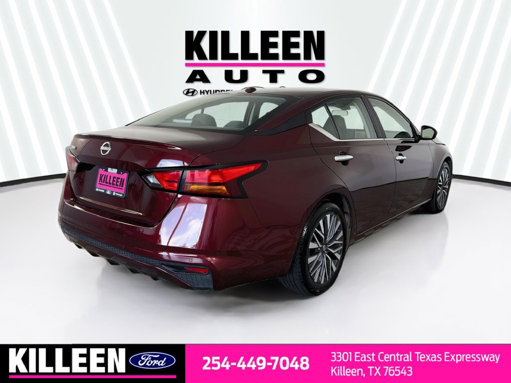 Used 2025 Nissan Altima 2.5 SV FWD image 9